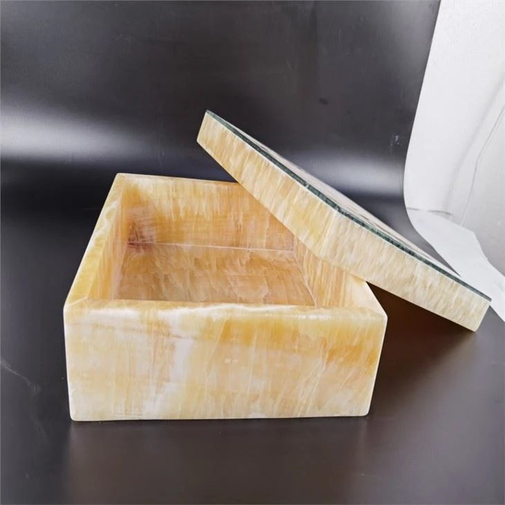 Gelbe Onyx-Box