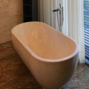 Beige Marmorbadewanne