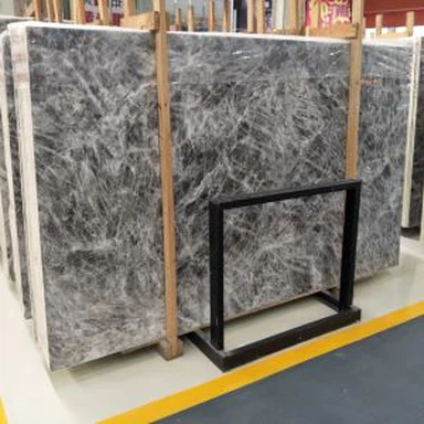 Eisgraue Marmorplatten