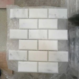 Orientalische weiße Marmormosaikfliese