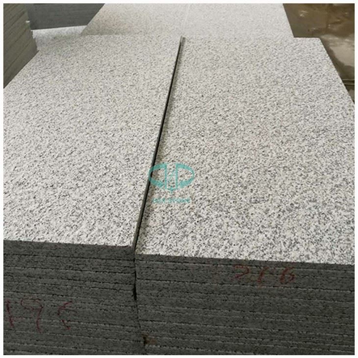 Granitplatten für den Garten