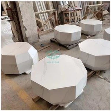 Weißer Quarz Beistelltisch