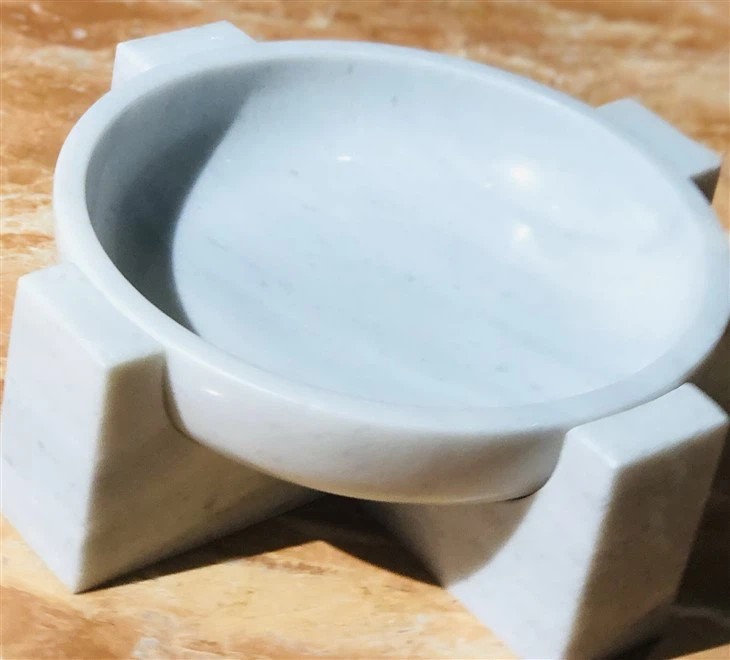 Marble Four-legged Bowl